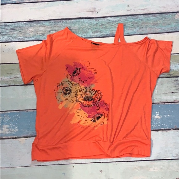 Torrid asymmetrical top - Picture 2 of 7